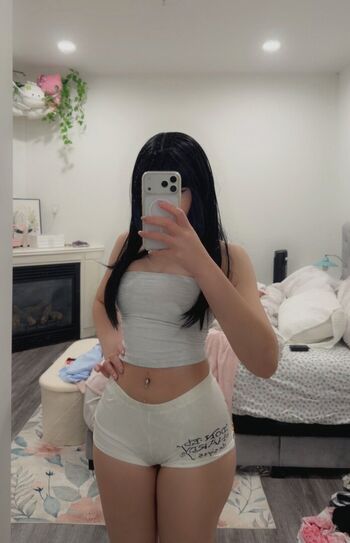 Full leaked Aria lxv  page private onlyfans photo