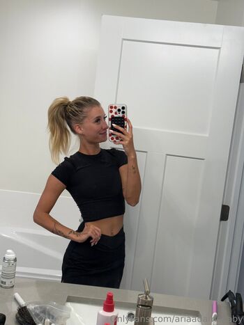 Full leaked Ariaadamsbaby  page private onlyfans photo