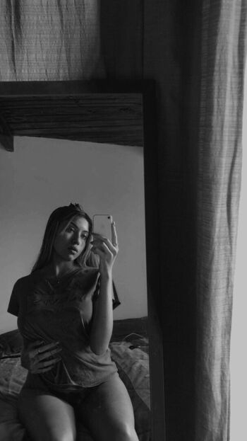 Full leaked Ariadna salguero private onlyfans photo