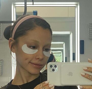 Full leaked Ariana grande private onlyfans photo