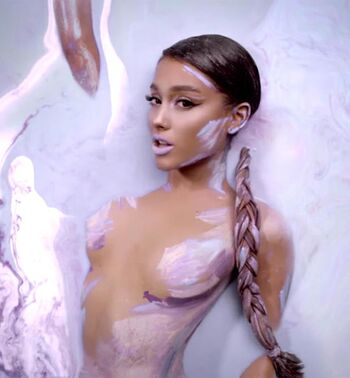 Full leaked Ariana grande private onlyfans photo