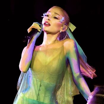 Full leaked Ariana grande private onlyfans photo