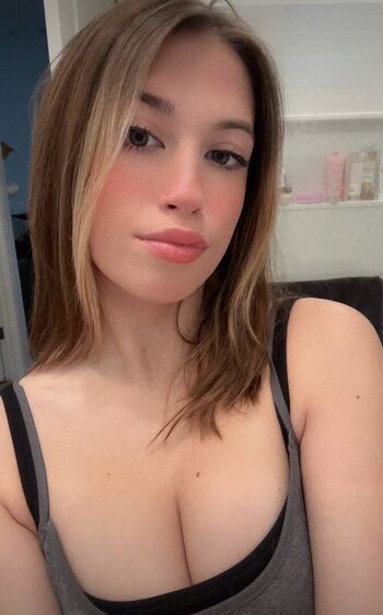 Full leaked Ariana orsborn private onlyfans photo