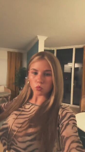 Full leaked Ariana white private onlyfans photo