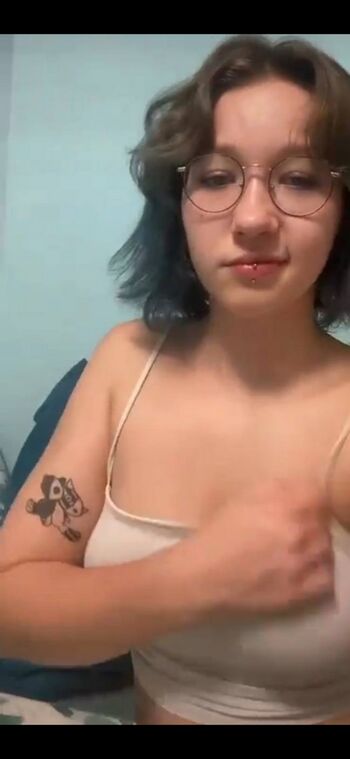 Full leaked Arianaaa private onlyfans photo