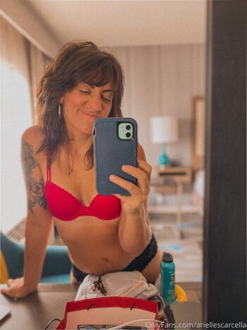 Full leaked Arielle scarcella private onlyfans photo