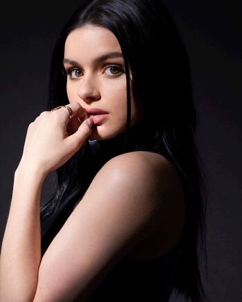 Full leaked Arielwinter private onlyfans photo