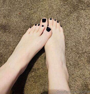 Full leaked Arihotwife private onlyfans photo
