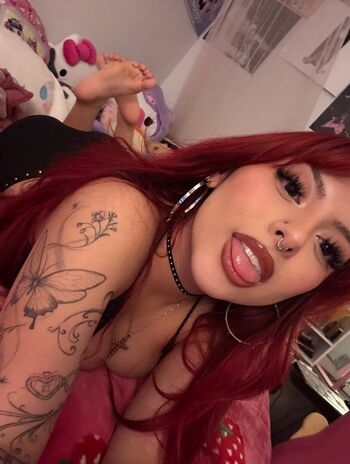 Full leaked Ariiposaa private onlyfans photo