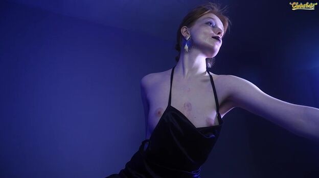 Full leaked Xxlaureliaxx/ private onlyfans photo