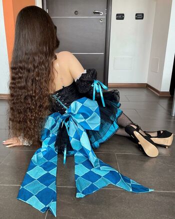 Full leaked Arual bloom page private onlyfans photo