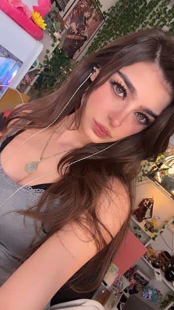 Full leaked Aruuu page private onlyfans photo