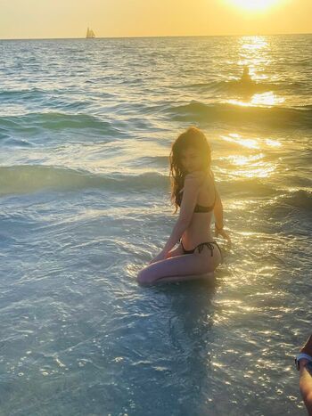 Full leaked Aruuu  page private onlyfans photo