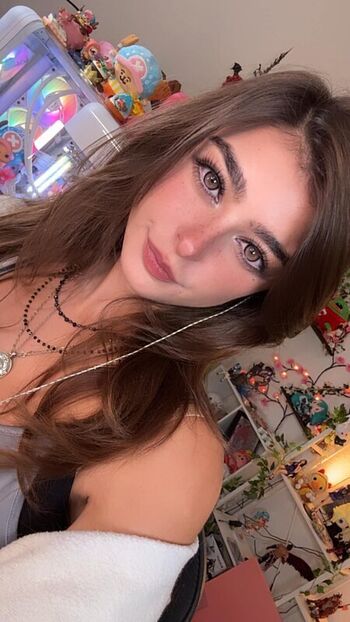 Full leaked Aruuu  page private onlyfans photo