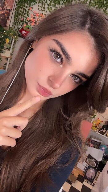 Full leaked Aruuu page private onlyfans photo