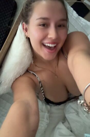 Full leaked Arwen private onlyfans photo
