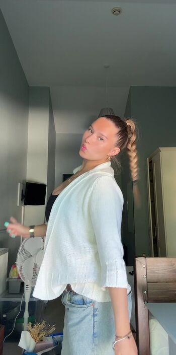 Full leaked Arwen private onlyfans photo