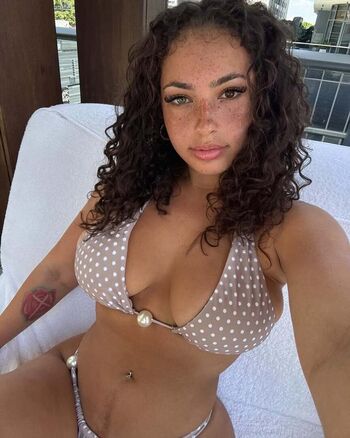 Full leaked Ash kash private onlyfans photo