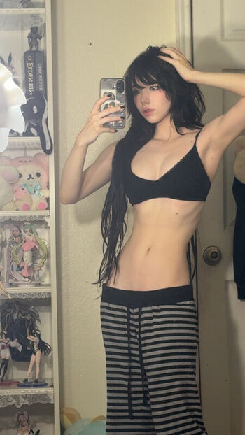 Full leaked Ashisbees page private onlyfans photo