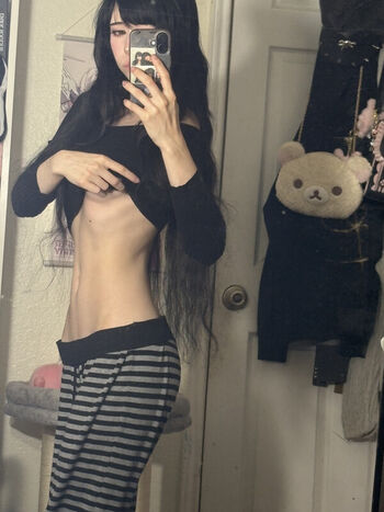 Full leaked Ashisbees private onlyfans photo