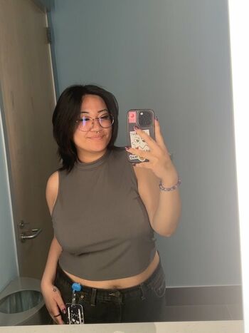 Full leaked Ashl page private onlyfans photo