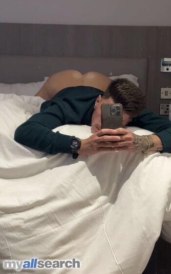 Full leaked Ashleecoggin private onlyfans photo