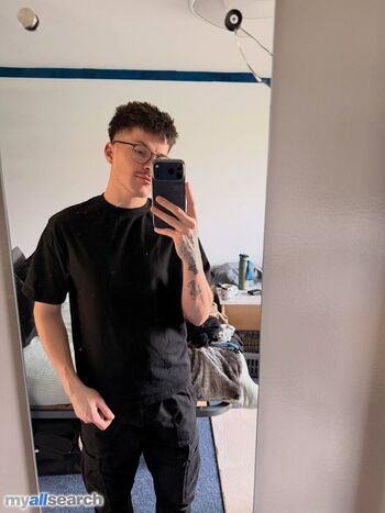 Full leaked Ashleecoggin private onlyfans photo