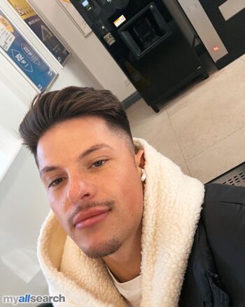 Full leaked Ashleecoggin private onlyfans photo