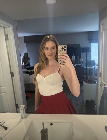 Full leaked Ashley lane page private onlyfans photo