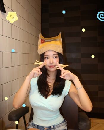 _ashleyhung