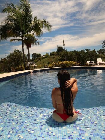 Full leaked Ashlyewavve private onlyfans photo