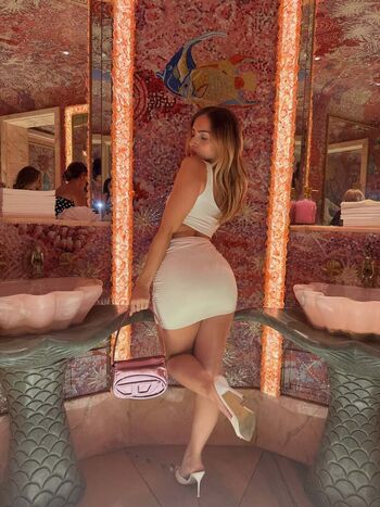 Full leaked Asia annunziata private onlyfans photo