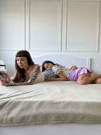 Asian Amateur Lesbian