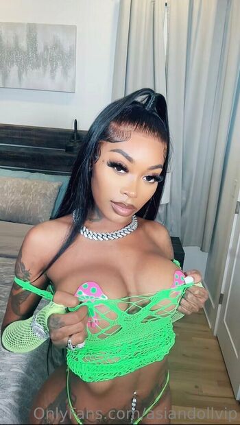 Full leaked Asian da brat private onlyfans photo