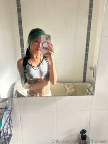 Full leaked Asiantheraisin page private onlyfans photo