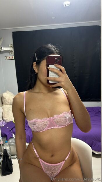 Full leaked Asianwifevera private onlyfans photo