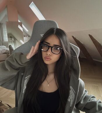 Full leaked Asleyia private onlyfans photo
