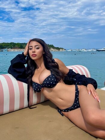 Full leaked Aslihel private onlyfans photo