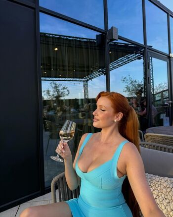 Full leaked Asmrbylisa private onlyfans photo