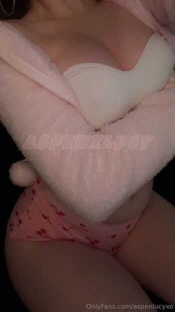 Full leaked Aspen lucy page private onlyfans photo