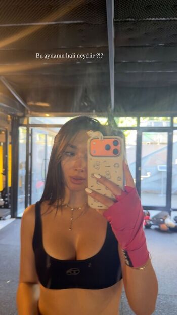 Full leaked Atavratmiyav private onlyfans photo