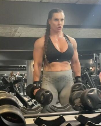 Full leaked Athenemusclegoddess private onlyfans photo