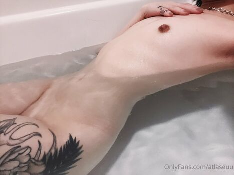 Full leaked Atlaseuu private onlyfans photo