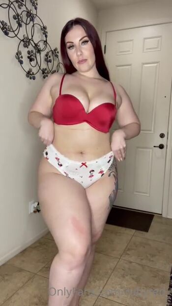 Full leaked Aubrey red ruby red private onlyfans photo