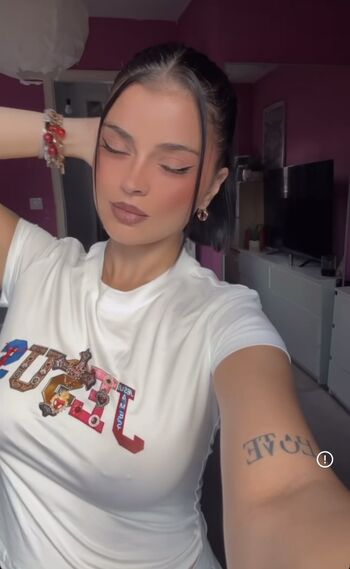 Full leaked Aude houdart private onlyfans photo