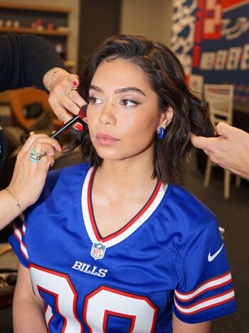 Full leaked Auli i cravalho private onlyfans photo