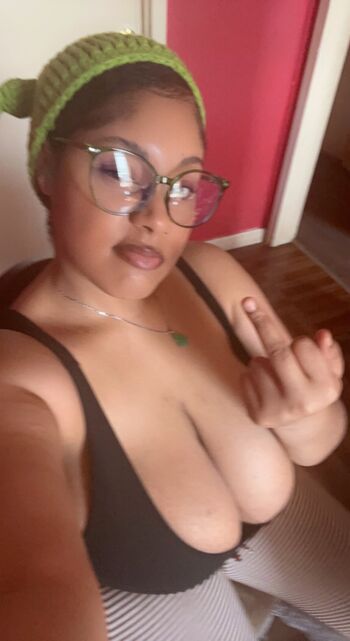 Full leaked Auntynajaa private onlyfans photo