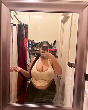 Full leaked Auntynajaa private onlyfans photo