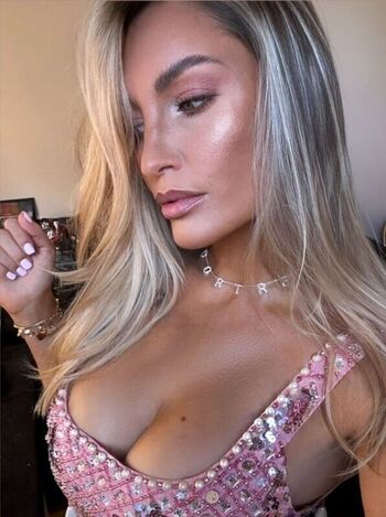 Full leaked Aurelie dotremont page private onlyfans photo