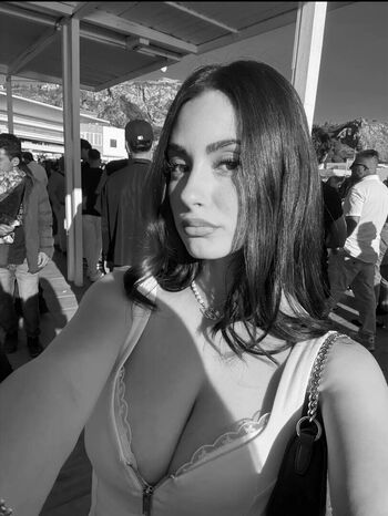 Full leaked Auri urso private onlyfans photo